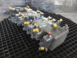 Liebherr Ventielblok